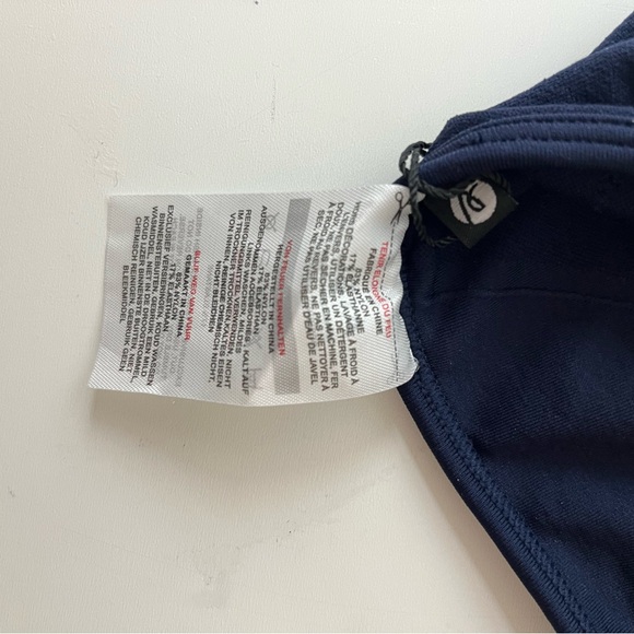 AYBL Empower Seamless Navy sports bra (brand new) - Picture 5 of 12
